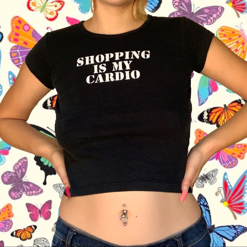 Shopping is my cardio 💪🏼 baby tee